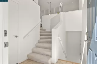 Photo #2: 41098890 Listing 