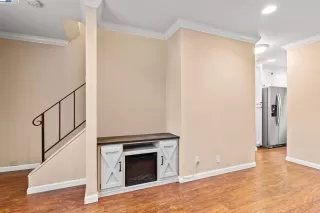 Photo #4: 41098922 Listing