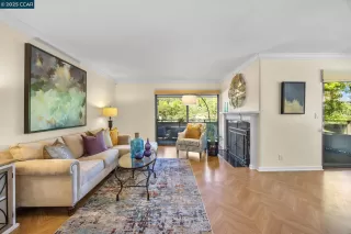 Photo #5: 41098936 Listing 