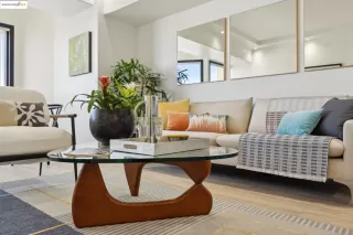 Photo #5: 41098964 Listing