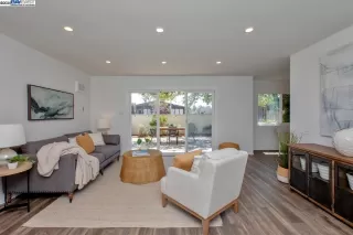 Photo #5: 41099015 Listing