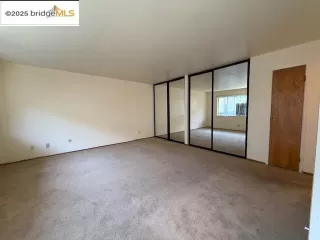 Photo #2: 41099066 Listing