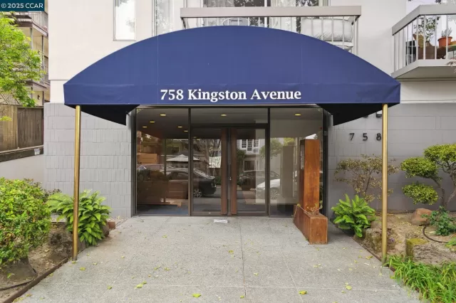 MLS: 41099119 Condo For Sale