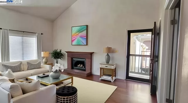 MLS: 41099128 Condo For Sale