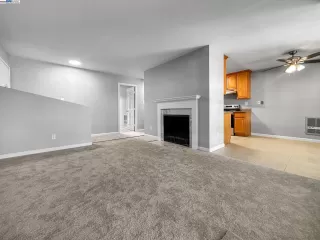 Photo #5: 41099232 Listing