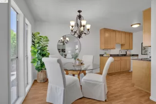 Photo #4: 41099251 Listing