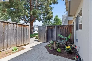 More Details about MLS # 41099284 : 4037 LANA TERRACE