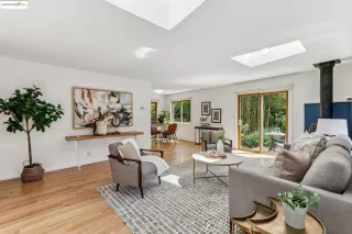 Photo #2: 41099289 Listing