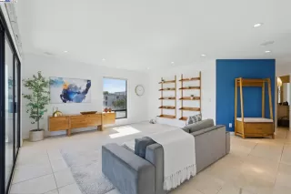 Photo #4: 41099402 Listing