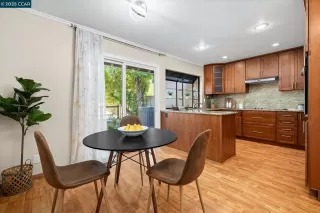 Photo #5: 41099407 Listing 