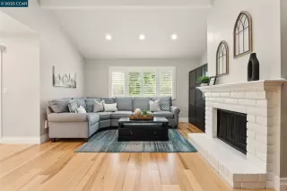 Photo #5: 41099483 Listing 