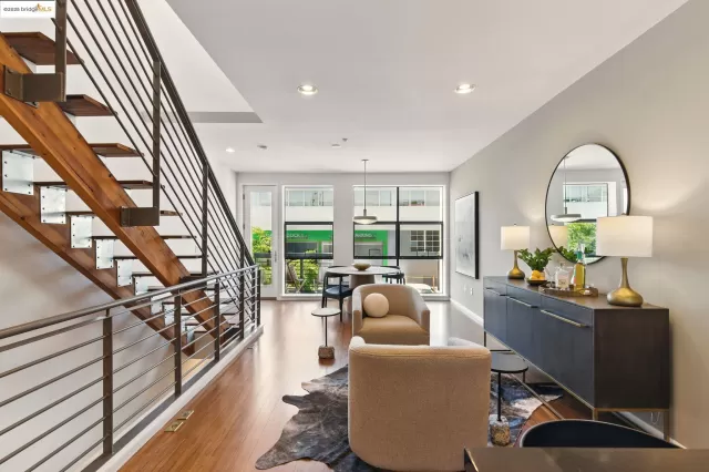 MLS: 41099492 Condo For Sale