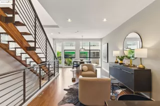 Photo #6: 41099492 Listing