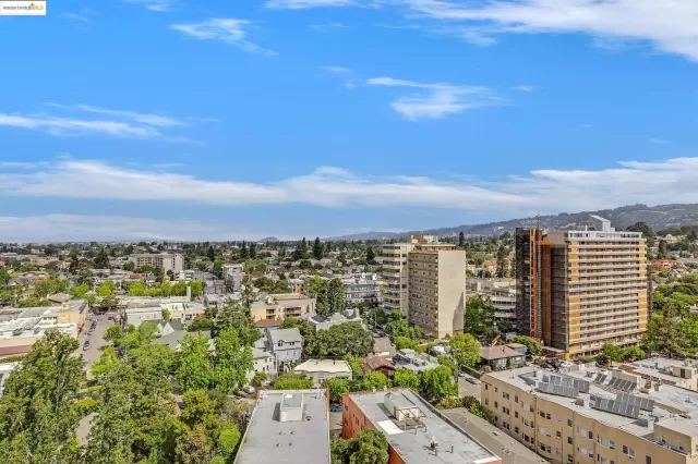 MLS: 41099542 Condo For Sale