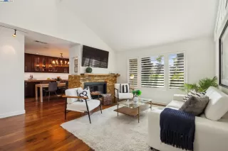 Photo #1: 41099558 Listing 