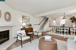 Photo #6: 41099604 Listing