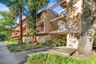Click for more information on MLS # 41099607 : 1600 CARMEL DRIVE # 15 More Details about MLS # 41099607 : 1600 CARMEL DRIVE # 15
