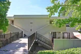 Photo #2: 41099649 Listing 