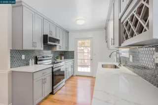 Photo #4: 41099661 Listing 