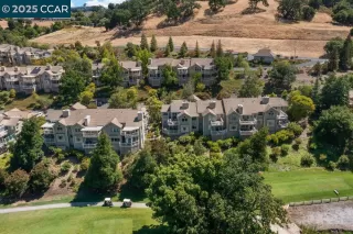 Photo #3: 41099682 Listing