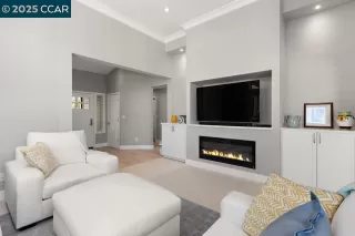 Photo #6: 41099682 Listing