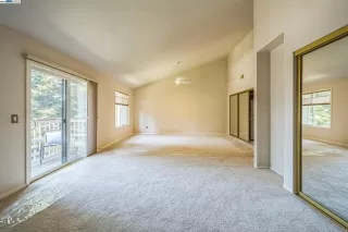 Photo #5: 41099716 Listing