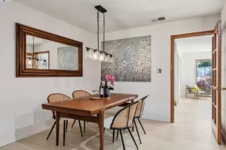 Photo #6: 41099717 Listing