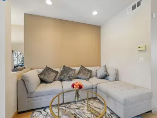 Photo #4: 41099774 Listing 