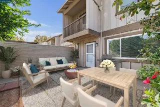 More Details about MLS # 41099847 : 2608 RUTGERS LN