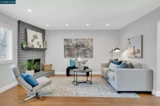 Photo #2: 41099922 Listing 