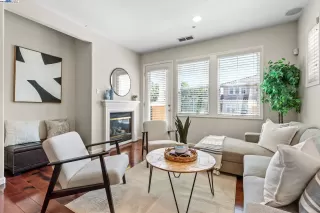 More Details about MLS # 41099945 : 3347 MONAGHAN ST