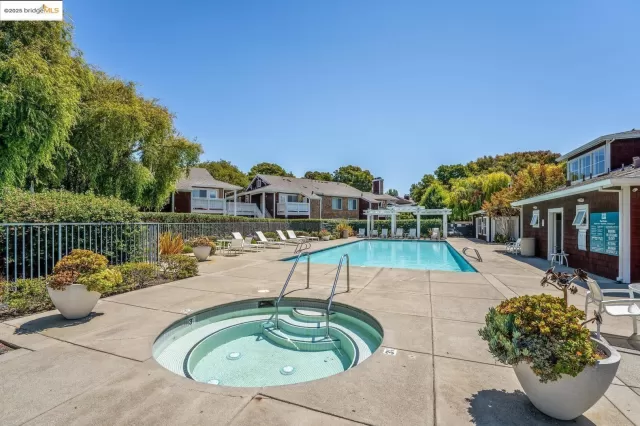 MLS: 41100077 Condo For Sale