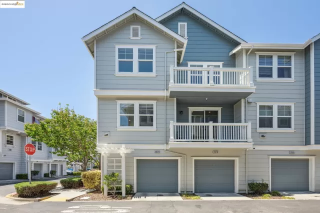 MLS: 41100094 Condo For Sale