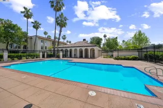 Photo #1: 41100184 Listing