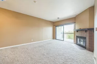 Photo #4: 41100184 Listing