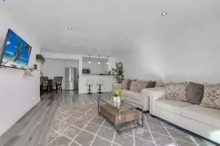 Photo #2: 41100206 Listing 