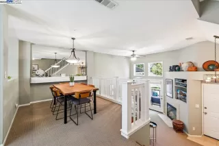 Photo #6: 41100209 Listing 