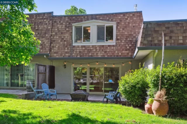 MLS: 41100226 Condo For Sale