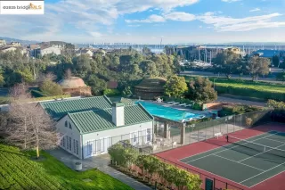 Photo #5: 41100303 Listing