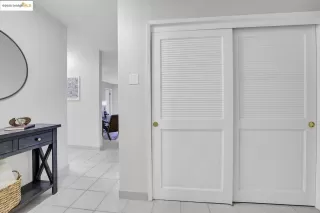 Photo #1: 41100312 Listing