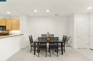 Photo #6: 41100322 Listing 