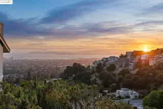 Photo #2: 41100367 Listing