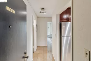 Photo #4: 41100421 Listing