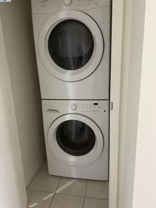 Photo #2: 41100424 Listing