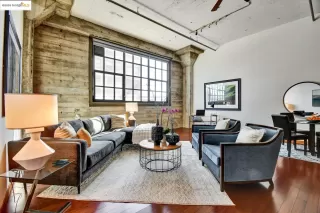 Photo #2: 41100436 Listing 