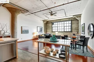 Photo #6: 41100436 Listing 