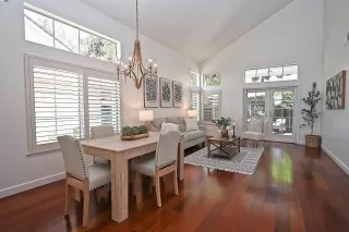 Photo #1: 41100458 Listing 