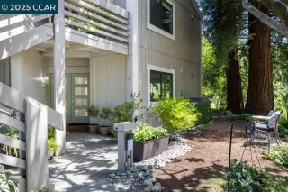 Photo #2: 41100486 Listing 