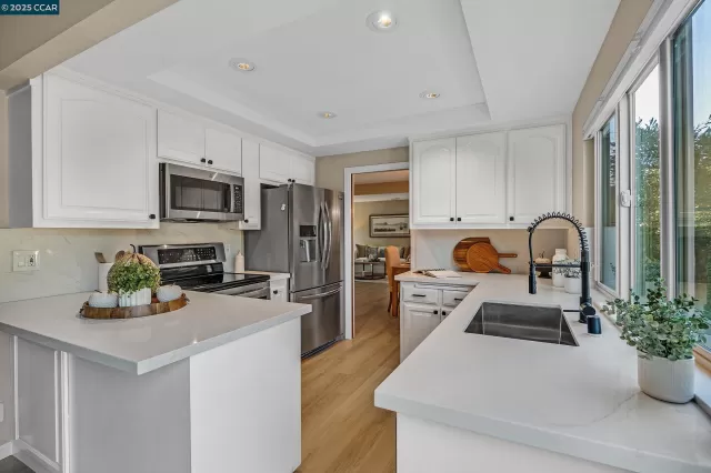 MLS: 41100516 Condo For Sale