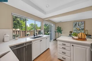 Photo #1: 41100516 Listing